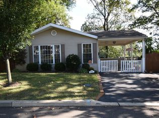 911 Woodmere Dr, Keyport, NJ 07735