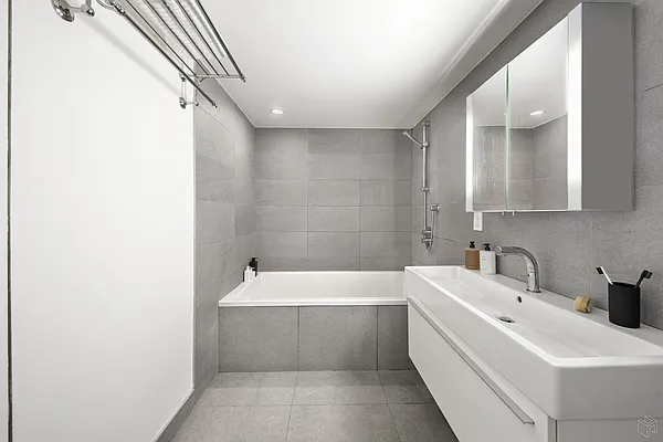 Sold by Halstead Real Estate | media 8