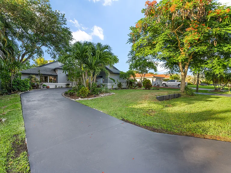 11741 NW 23rd St — Photo 50