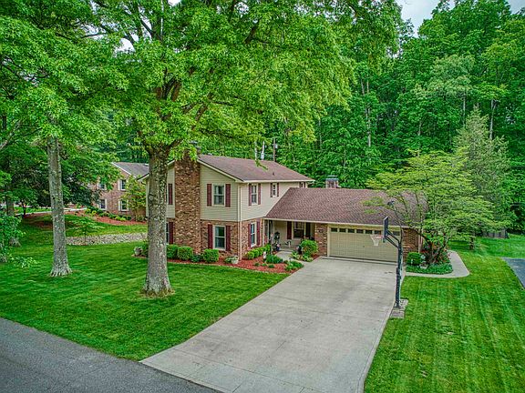 4th image of 107 Stoney Brooke Dr