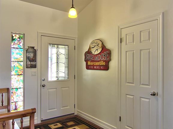 4th image of 3630 Woodglade Ct