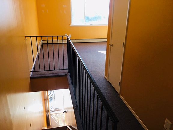 3rd image of 108 Soundview Ave #2