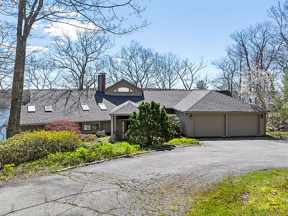 2nd image of 127 Firth Drive