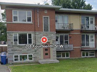 208 14th St W, Cornwall, ON K6J3J1