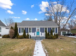 201 E 2nd St, Sandwich, IL 60548