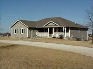 556 N 775th Rd #B, Lawrence, KS 66047