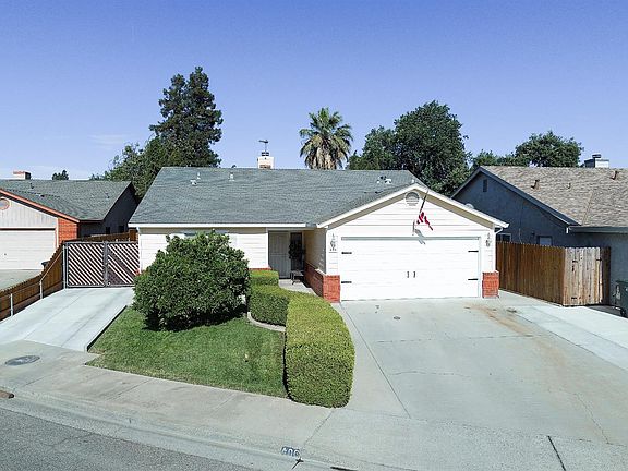 5th image of 406 Becky Way