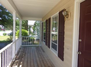 1703 Danhurst Dr, Midlothian, VA 23113