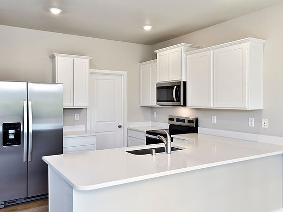 Your chef-ready kitchen awaits!