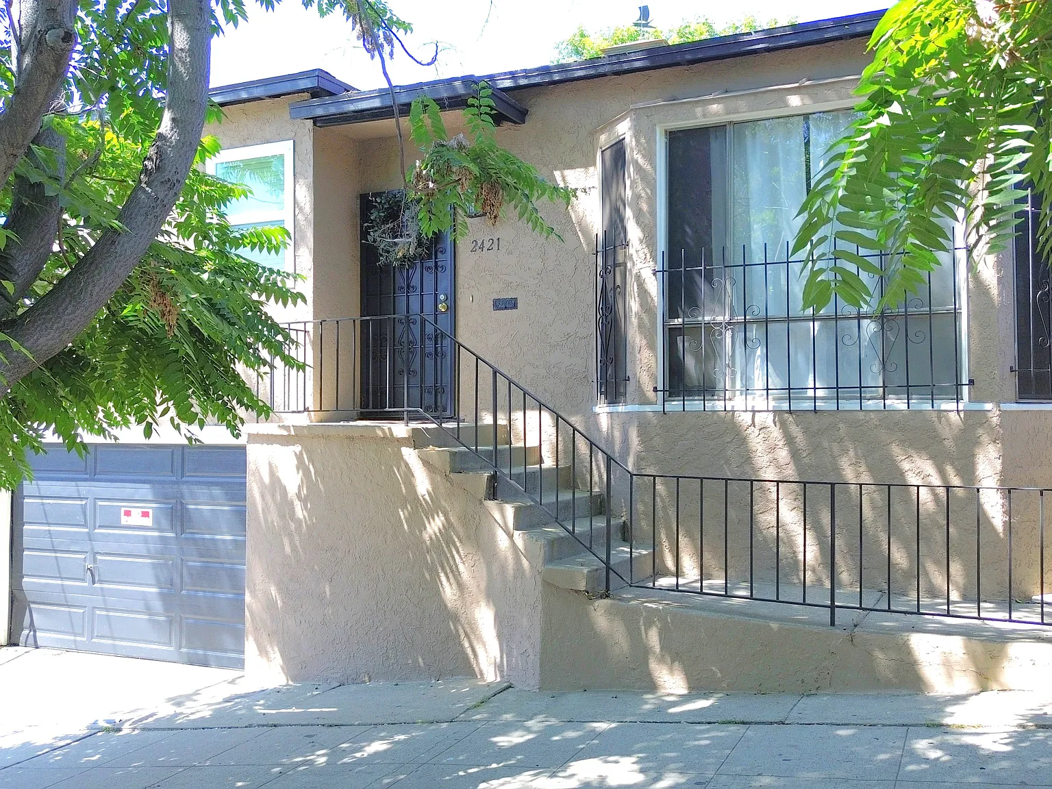 2 bed, 2.5 bath, 1282 sqft, $3,200 — Photo 2