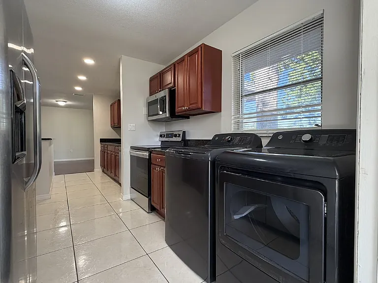 4093 Drance St — Photo 14