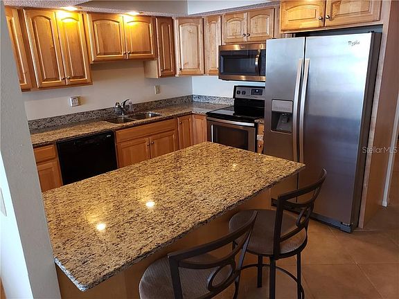 5th image of 255 The Esplanade N APT 606