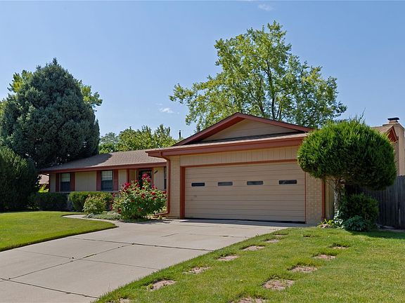 2nd image of 8132 W Woodard Dr