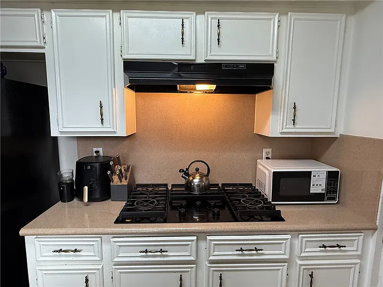 1213 S Ridgefield Cir — Photo 10