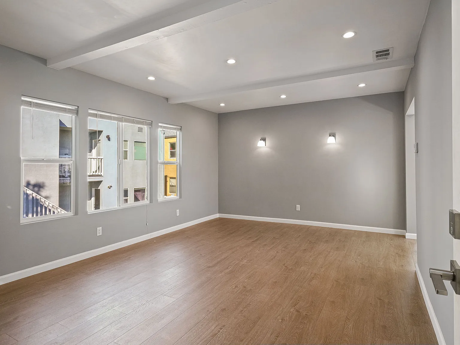 1 bed, 750 sqft, $3,275 — Photo 2