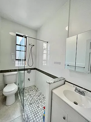 Rented by Bohemia Realty Group | media 12