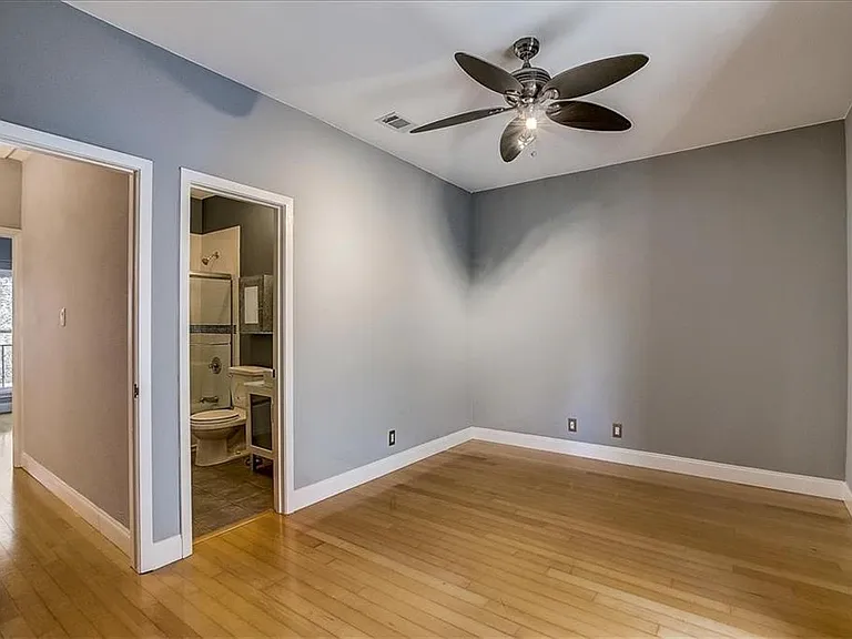 1307 Kinney Ave #162 — Photo 11