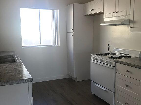 2nd image of 8126 Owensmouth Ave #10