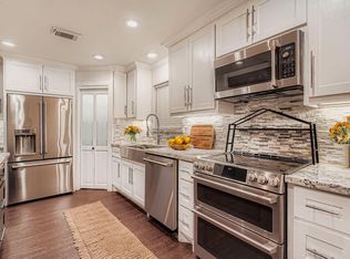 1411 Neptune Ln, Houston, TX 77062