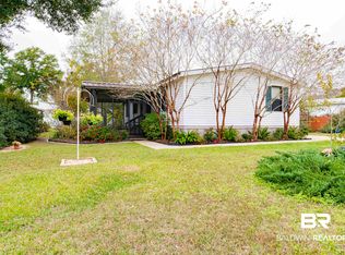 1712 Spanish Cove Dr S, Lillian, AL 36549