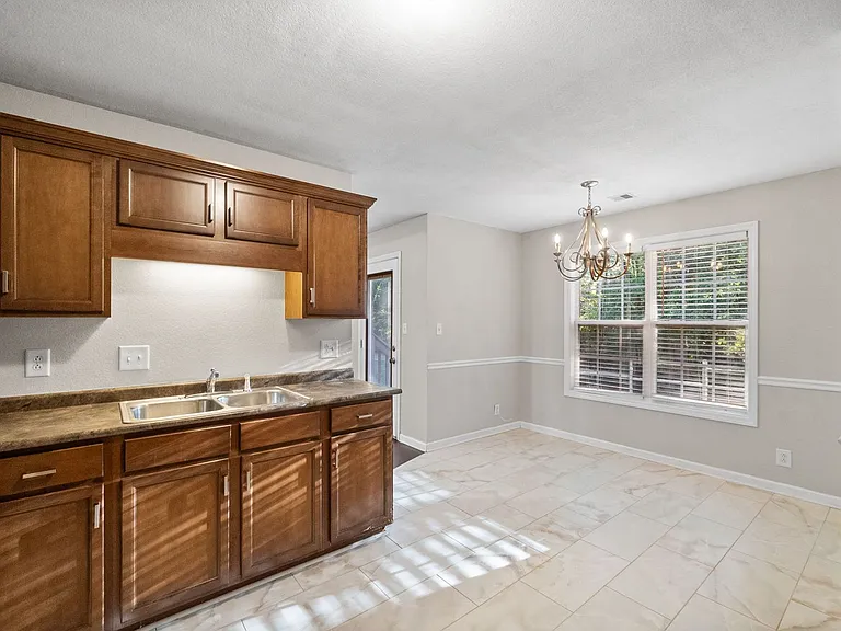 2845 Teakwood Dr — Photo 14