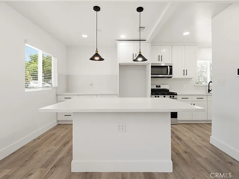 13173 McKinley Ave #FRONT HOUSE — Photo 8