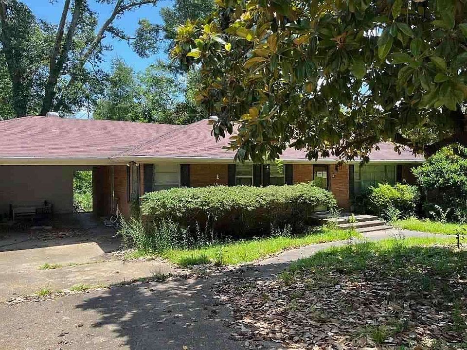 1st image of 501 Whitehead Dr