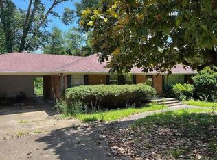 501 Whitehead Dr, Winona, MS 38967