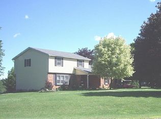 11460 Tomarsue Rd, Marilla, NY 14102