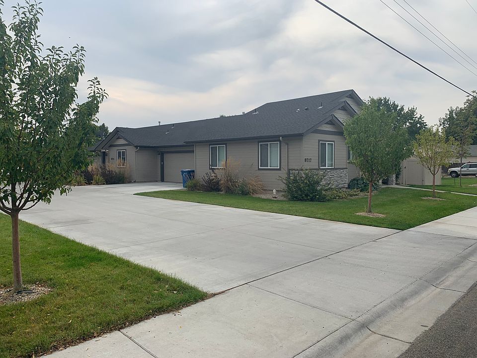 2nd image of 8717 W Cory Ln