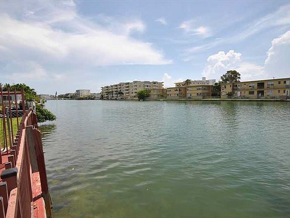 4th image of 7825 Crespi Blvd APT 1