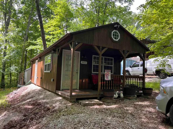 4453 W Wild Cherry St, Paoli, IN 47454