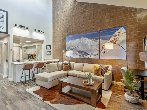 1770 Captain Molly Dr Unit 302, Park City, UT 84060