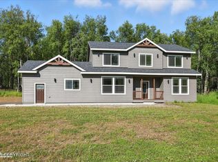 8104 E Sandstone Dr, Wasilla, AK 99654