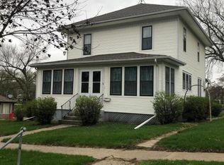 308 S 8th St, Dunlap, IA 51529