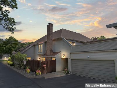 8127 Colony Dr APT 21, Grosse Ile, MI, 48138