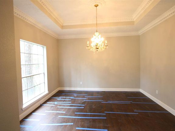 3rd image of 2947 Kings Forest Dr