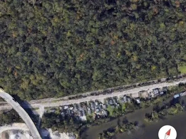 Roxalana Rd, Dunbar, WV 25064