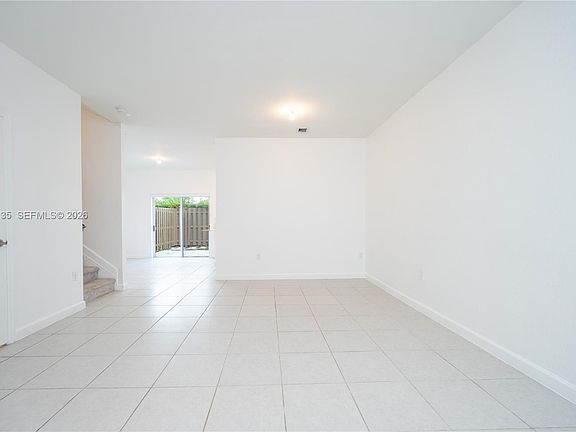 5th image of 2667 SE 10th St 0
