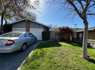2220 Harrison St, Santa Clara, CA 95050