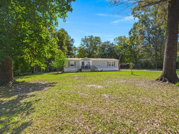 209 Twin Lake Dr, Summerville, SC 29483