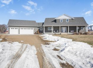 4075 275th St W, Northfield, MN 55057
