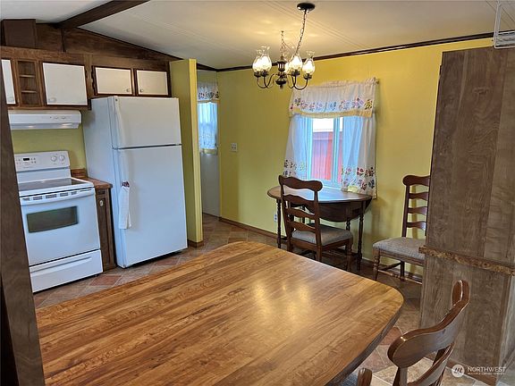 5th image of 5528 112th Avenue Ct E #11