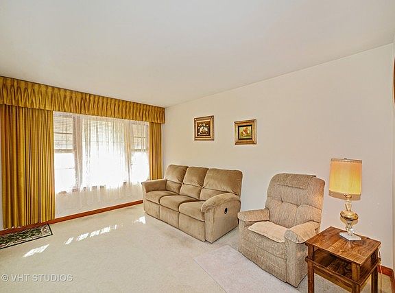 2nd image of 8104 W Forest Preserve Ave