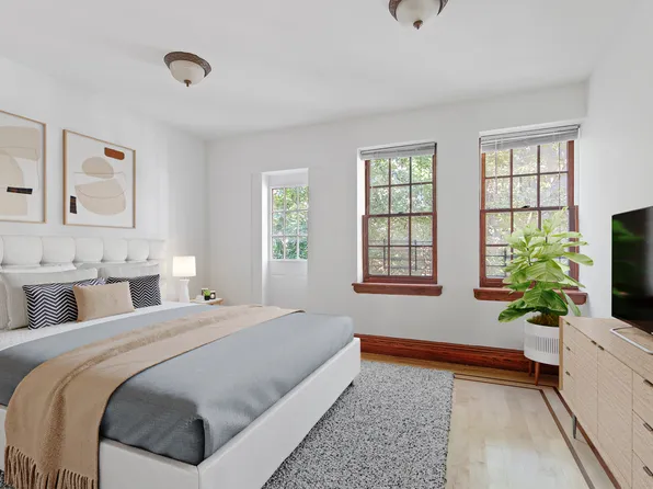 245 East 52nd Street image 7 of 9