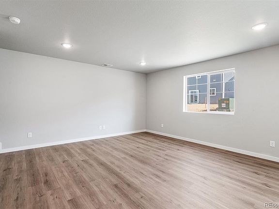 5th image of 736 N Carrie Court