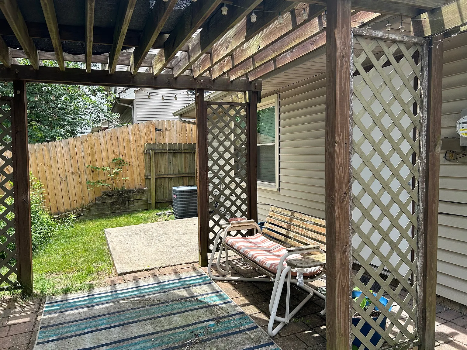 3 bed, 1064 sqft, $1,900 — Photo 4