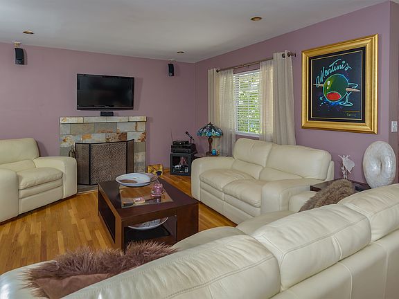 3rd image of 7007 Texhoma Ave