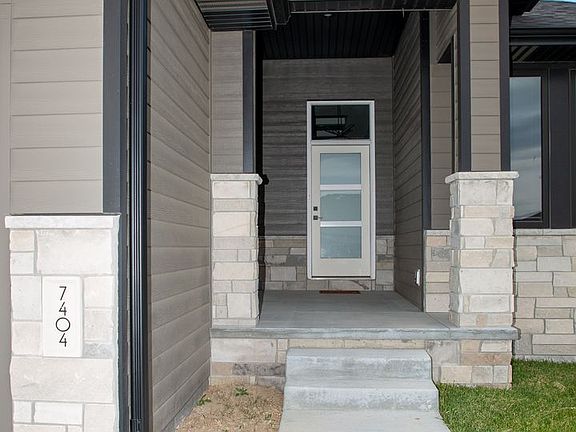 2nd image of 7404 Anselm Ln