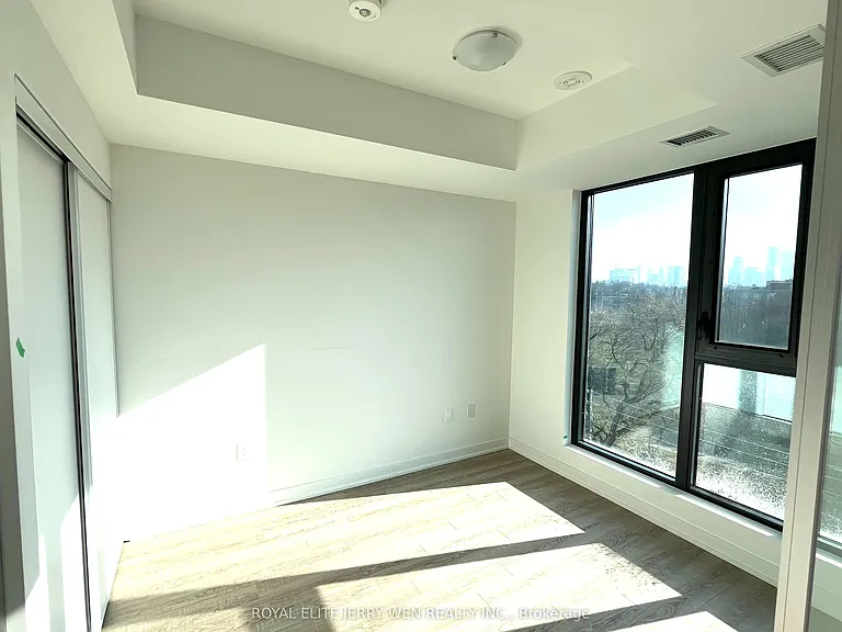 250 Lawrence Ave W #613 — Photo 6
